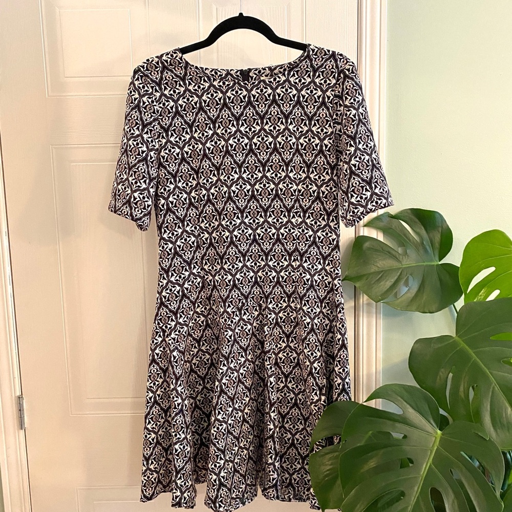 H&M | Patterned dress